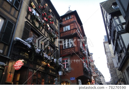 [France] Christmas night in Strasbourg (lighted up and night view) 78270590