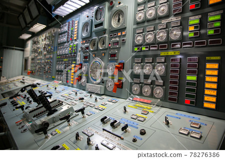 Control panel for operating a destroyer (Kisarazu, Chiba) 78276386