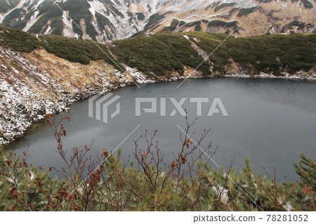 風景・秋天的立山室堂禦栗池 78281052