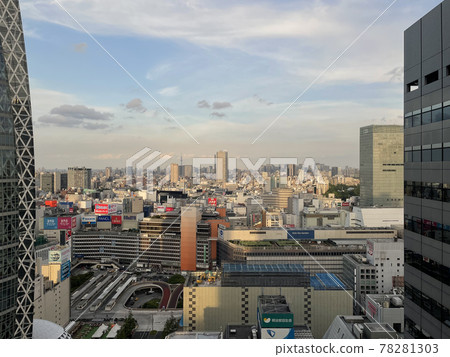 一個大城市在晚上 一個大城市在晚上 78281303