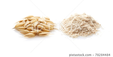 Integral oats flour with oats plant isolated on white background 78284484