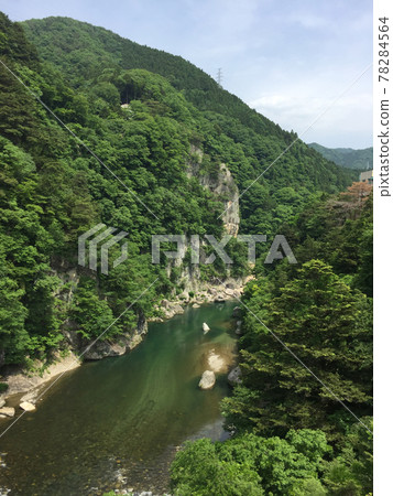 Japan mountain river photo 78284564