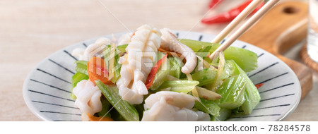 西洋芹 芹菜 中卷 透抽 Celery squid セロリ キンサイ いか 西洋芹 芹菜 中卷 透抽 Celery squid セロリ キンサイ いか 78284578