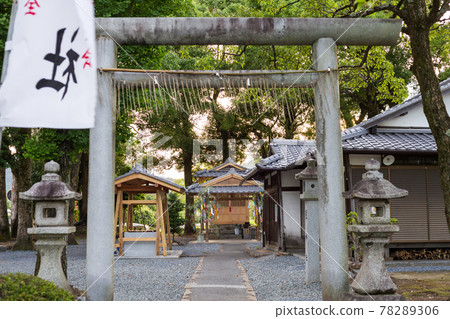 Ko Shrine,七夕竹草裝飾的主神社,可以欣賞到該地區的夜景 Ko Shrine,七夕竹草裝飾的主神社,可以欣賞到該地區的夜景 78289306