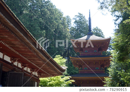 Chomeiji Main Hall and Mie Tower, Omihachiman City, Shiga Prefecture Chomeiji Main Hall and Mie Tower, Omihachiman City, Shiga Prefecture 78290915