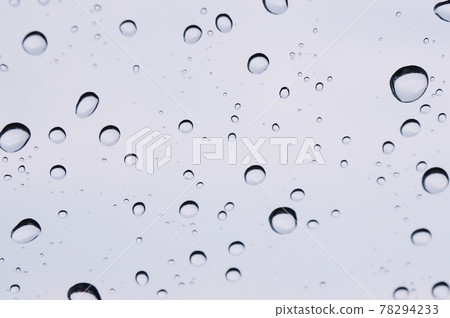 玻璃和雨滴雨季，長雨，雨天 78294233