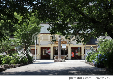 Aichi Prefecture Gokoku Shrine (Nagoya City, Aichi Prefecture) Aichi Prefecture Gokoku Shrine (Nagoya City, Aichi Prefecture) 78295739