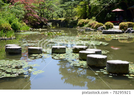 平安神宮神泉園 臥龍橋 京都市 78295921