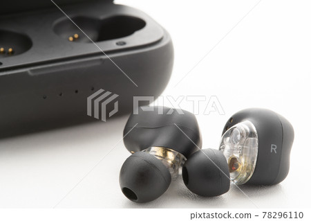 Earphone wireless 78296110