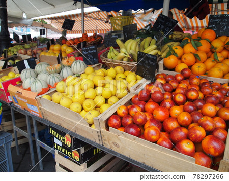 Fruits sold in Marche, France 78297266