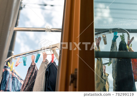 洗衣服 78299119