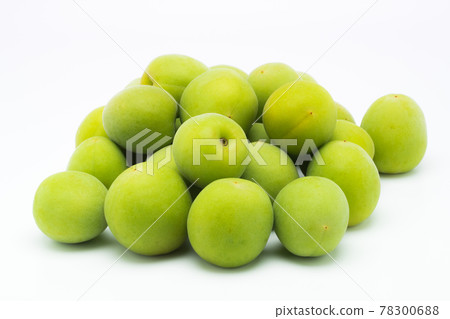 Plum Fruit (Ome) Plum Fruit (Ome) 78300688