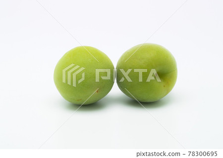 Plum Fruit (Ome) Plum Fruit (Ome) 78300695