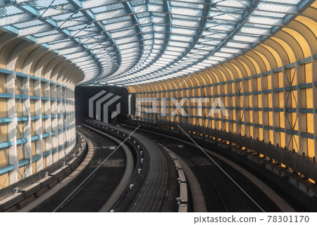 捷運 軌道 交通工具 大眾運輸 MRT 交通設施 旅遊 旅行 78301170