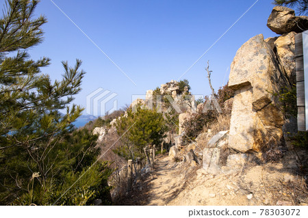 Washigatozan mountain trail (Omishima, Imabari City, Ehime Prefecture) Washigatozan mountain trail (Omishima, Imabari City, Ehime Prefecture) 78303072
