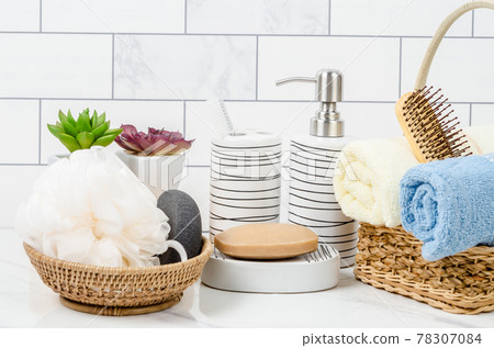 Set of eramic pump bottle for liquid soap or shampoo with herbal soap. Set of eramic pump bottle for liquid soap or shampoo with herbal soap. 78307084