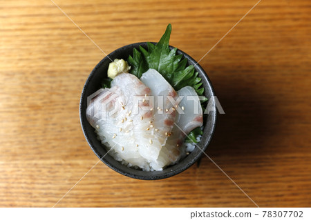 Sea bream sashimi bowl 78307702