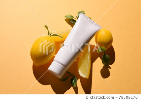 Botanical skin care bottle Botanical skin care bottle 78308176
