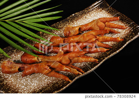 Marinated Chicken Feet 78308924