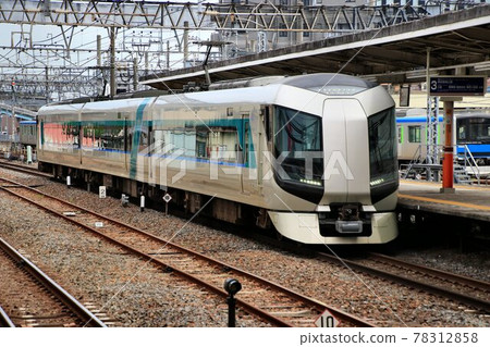 Towards Nikko Road ... "Limited Express Liberty" at Kasukabe Station 78312858