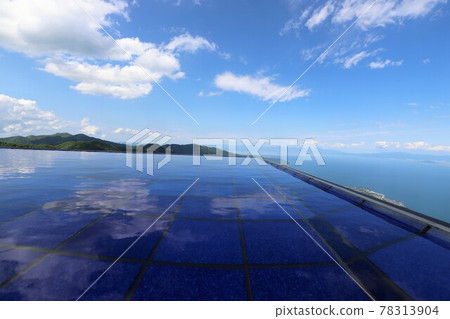 Lake Biwa Valley in early summer 78313904