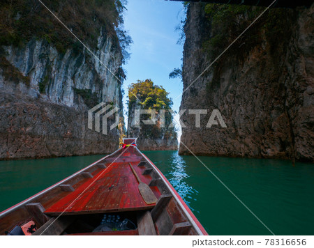 乘船繞湖小島（泰王國素叻他尼府考索國家公園） 78316656