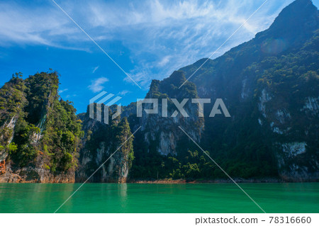 Clear Chao Lan Lake (Khao Sok National Park, Surat Thani Province, Kingdom of Thailand) 78316660