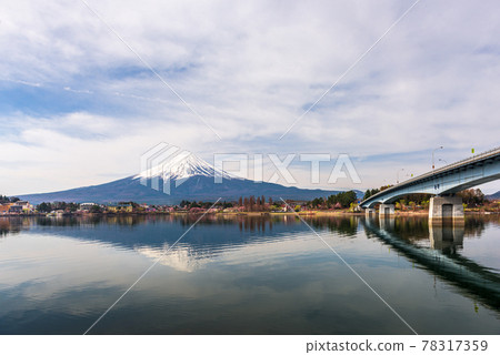 Mt. Fuji in Yamanashi, Japan 78317359