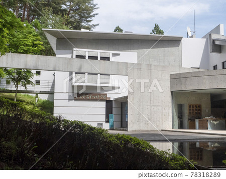 Memorial Hall, Photo Kenji Miyazawa Ihatov Hall A study by Kenji Miyazawa, a poet and fairy tale writer born in Iwate, Astronomical Geological Plant Mineralogy 78318289