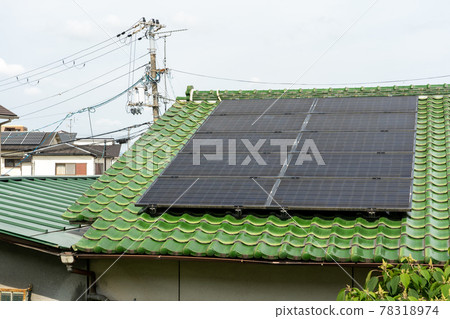 Deteriorated solar panel 78318974
