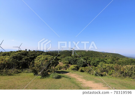 初夏的青山高原 初夏的青山高原 78319596