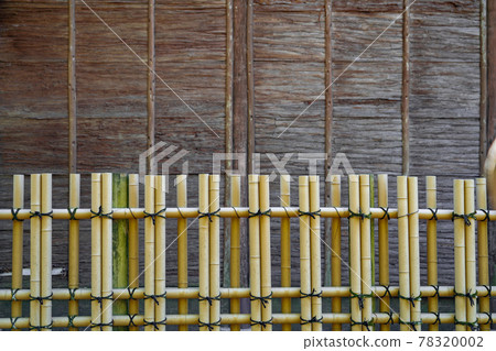 Walls and bamboo fences of old folk houses made of cypress skin 78320002