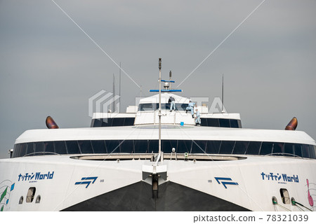 Natchan World Yokohama Osanbashi 78321039