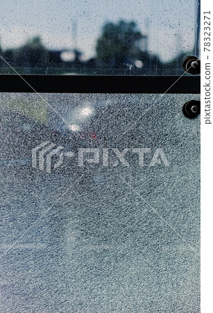 broken glass broken glass 78323271
