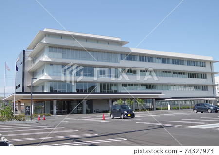 View of Sakaide City Hall building 78327973