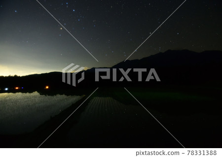 Hakushu-cho, Hokuto City, paddy fields reflecting the starry sky (southwest sky) Hakushu-cho, Hokuto City, paddy fields reflecting the starry sky (southwest sky) 78331388