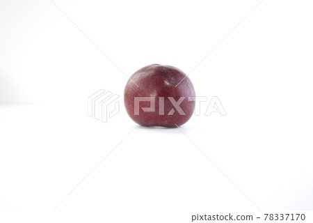 Uneven plums plum Uneven plums plum 78337170