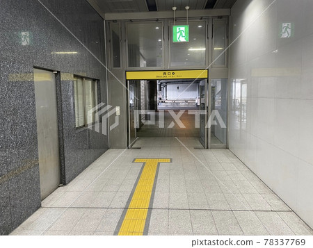 新大阪站西口9號出口 78337769