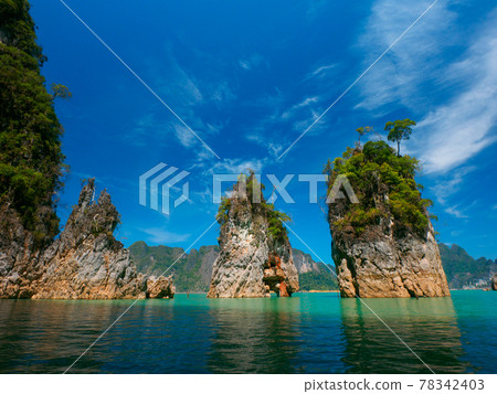 Khao Sok Lake Famous Rocks (Lake Chaolan, Surat Thani Province, Kingdom of Thailand) 78342403