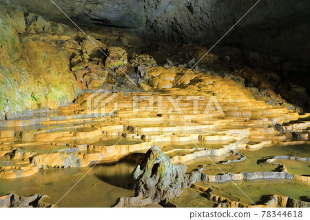 [Yamaguchi Prefecture] Akiyoshido Cave 100 Plates 78344618
