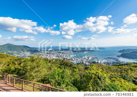 長崎縣佐世保市從夕張岳天文台看到的佐世保市街景 長崎縣佐世保市從夕張岳天文台看到的佐世保市街景 78346981