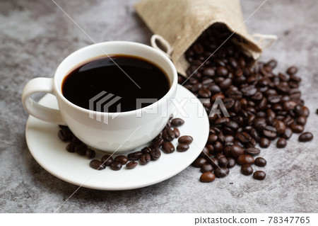 hot coffee and beans,Espresso 78347765