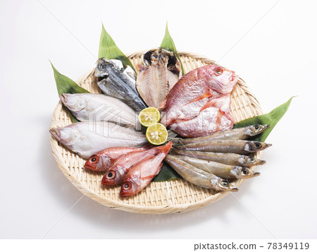 Assorted dried fish Assorted dried fish 78349119