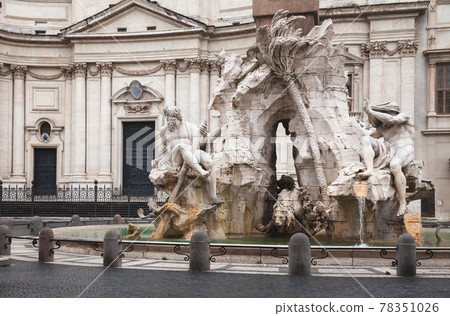 Fontana dei Quattro Fiumi at Piazza Navona in Rome Italy Fontana dei Quattro Fiumi at Piazza Navona in Rome Italy 78351026