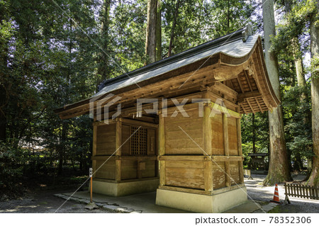 兵庫縣紫蘇市岩神神社瑞神門 78352306
