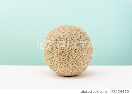 Whole melon Mutsumi red Whole melon Mutsumi red 78354470