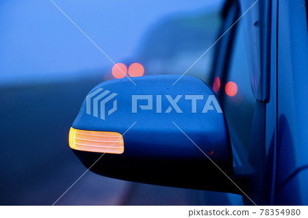 Car turn signal lights 78354980