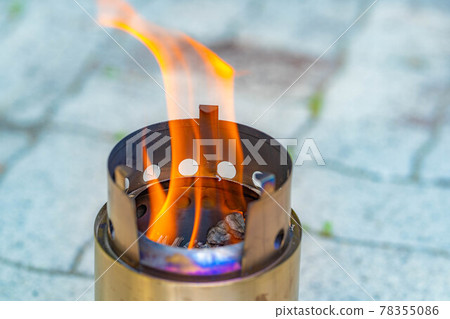 Camp material bonfire [Nagano Prefecture] 78355086