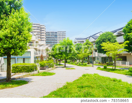 安靜的住宅區 安靜的住宅區 78358665