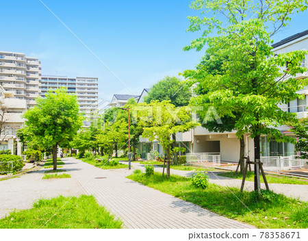 A quiet residential area A quiet residential area 78358671